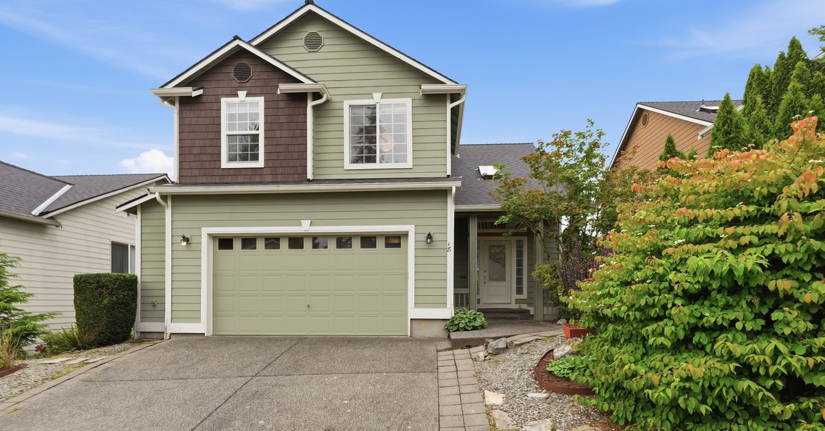 18 167th Pl SW listing showcase site